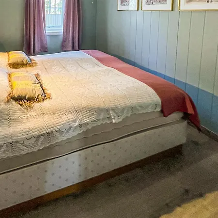 Cozy In Nissedal With House Sea View